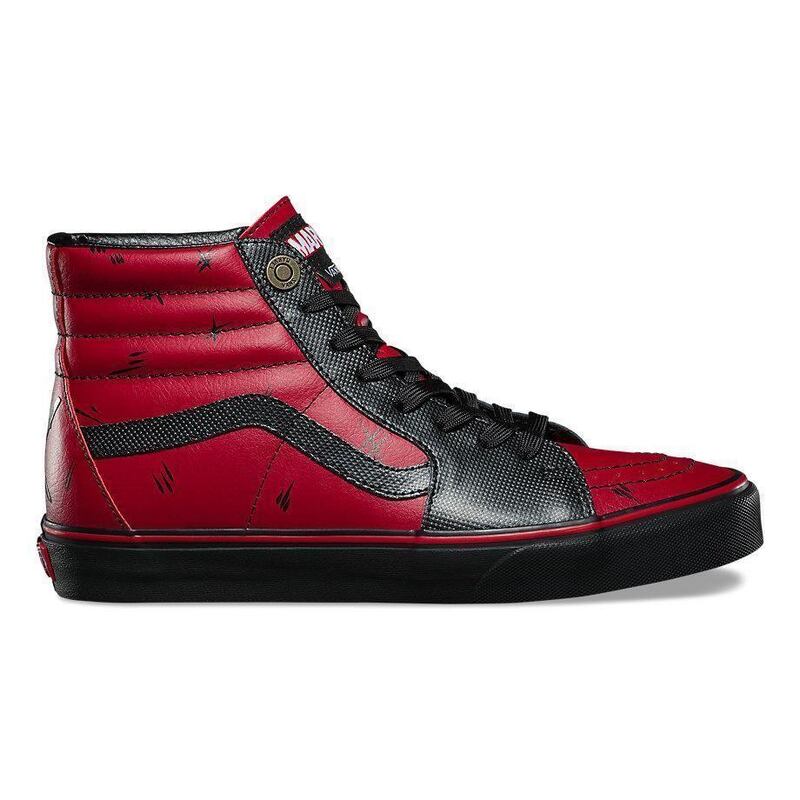 Zapatillas de Vans sobre Deadpool.