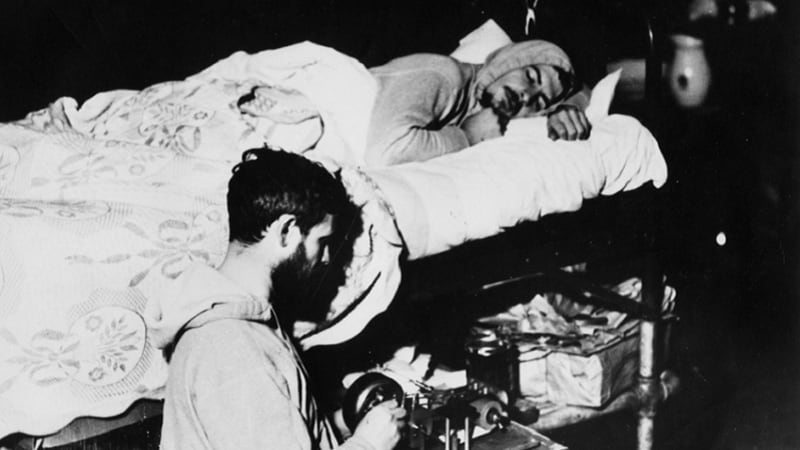 Imagen del experimento del sueño de Mammoth Cave.
Del Archivo Fotográfico, Centro de Investigación de Colecciones Especiales, Biblioteca de la Universidad de Chicago.
