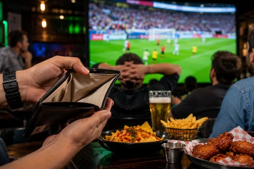 Alerta por ciberestafas: 4 de cada 10 hinchas no distinguen páginas oficiales de sitios falsos para ver el Mundial