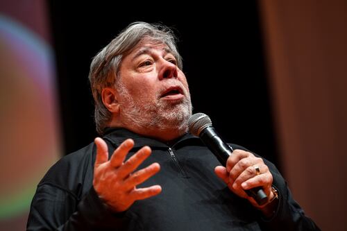 Para Steve Wozniak, cofundador de Apple, la inteligencia artificial tiene grandes riesgos