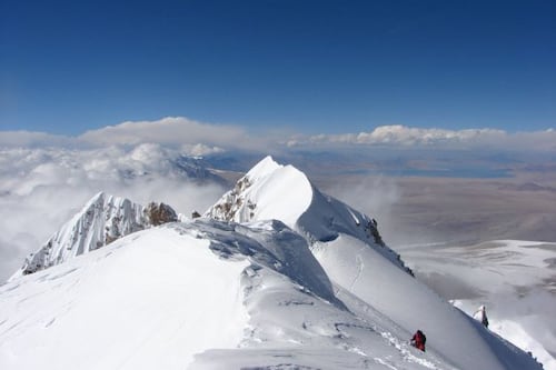 ¿Por qué hay carreteras en la cima del Himalaya? Esta imagen de la NASA comprueba el sorprendente fenómeno natural