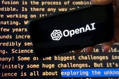 La inteligencia artificial al pizarrón: OpenAI creará herramientas para entornos educativos