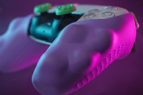 El fin de los controles rotos: Chilenos crean el primer “Joystick Antiestrés” para frenar la ira gamer