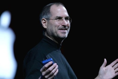 El único libro que Steve Jobs tenía en su iPad: Un texto que inspiró el minimalismo y el éxito de Apple