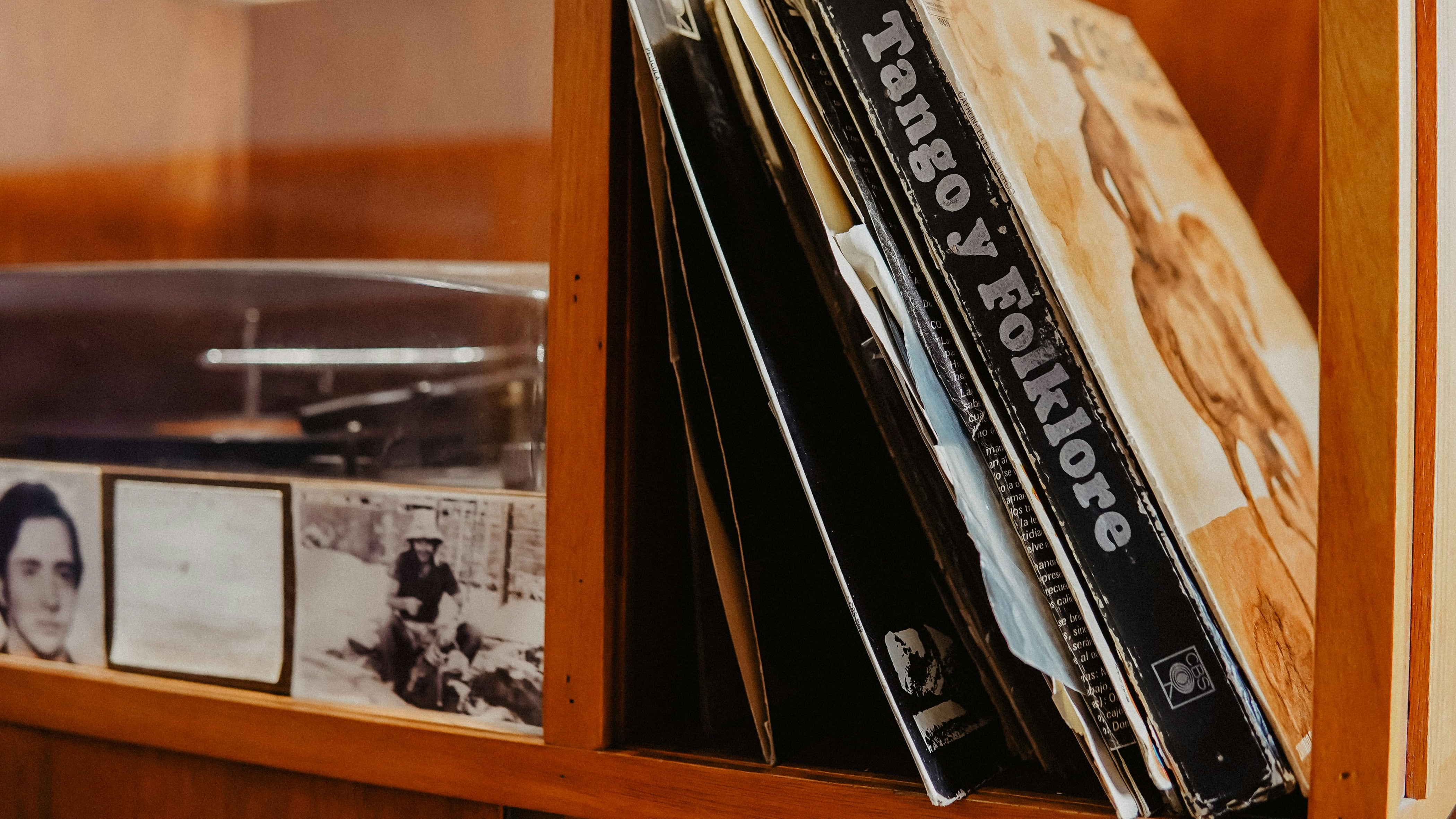 Sus estudios y descubrimientos lo convirtieron en un precursor en el campo de la arqueología y la antropología en el país, y en 1960, fue consagrado como el "Padre de la Ciencia Folclórica Argentina."