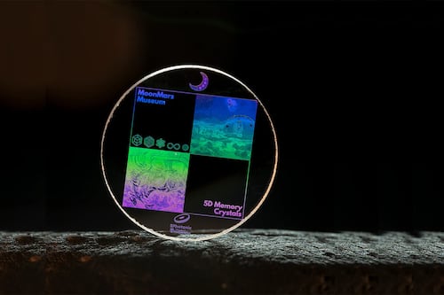 La crisis de los SSD podría tener solución: ¿De qué se trata el almacenamiento 5D en vidrio?