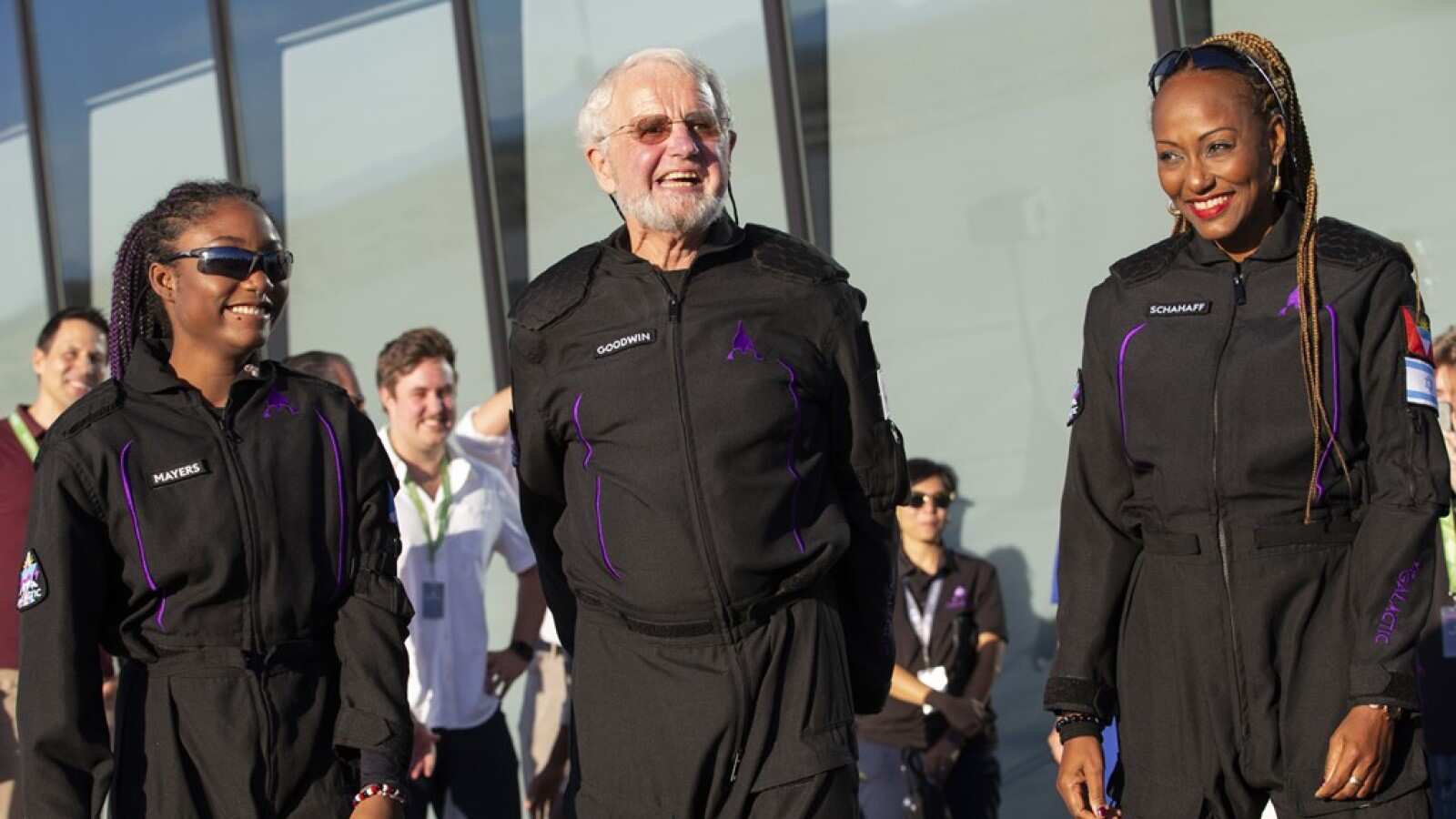 Ana Mayers, Jon Goodwin y Keisha Schahaff viajaron al límite de la atmósfera con el espacio