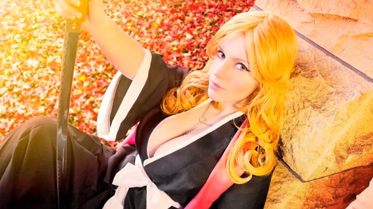Nos ponemos retro y más otakus que de costumbre con un repaso por los cinco mejores retratos de cosplay inspirado en las chicas de Bleach.