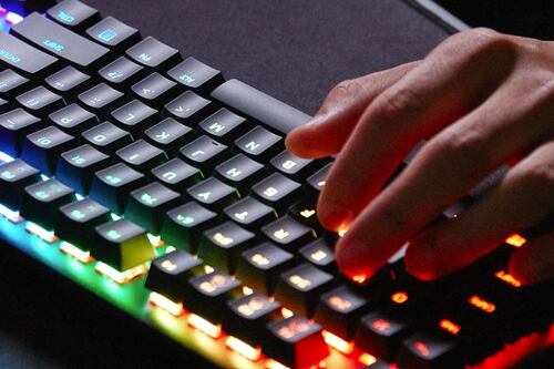 ¿Subasta holandesa de tecnología? El curioso mecanismo que usará CSByte