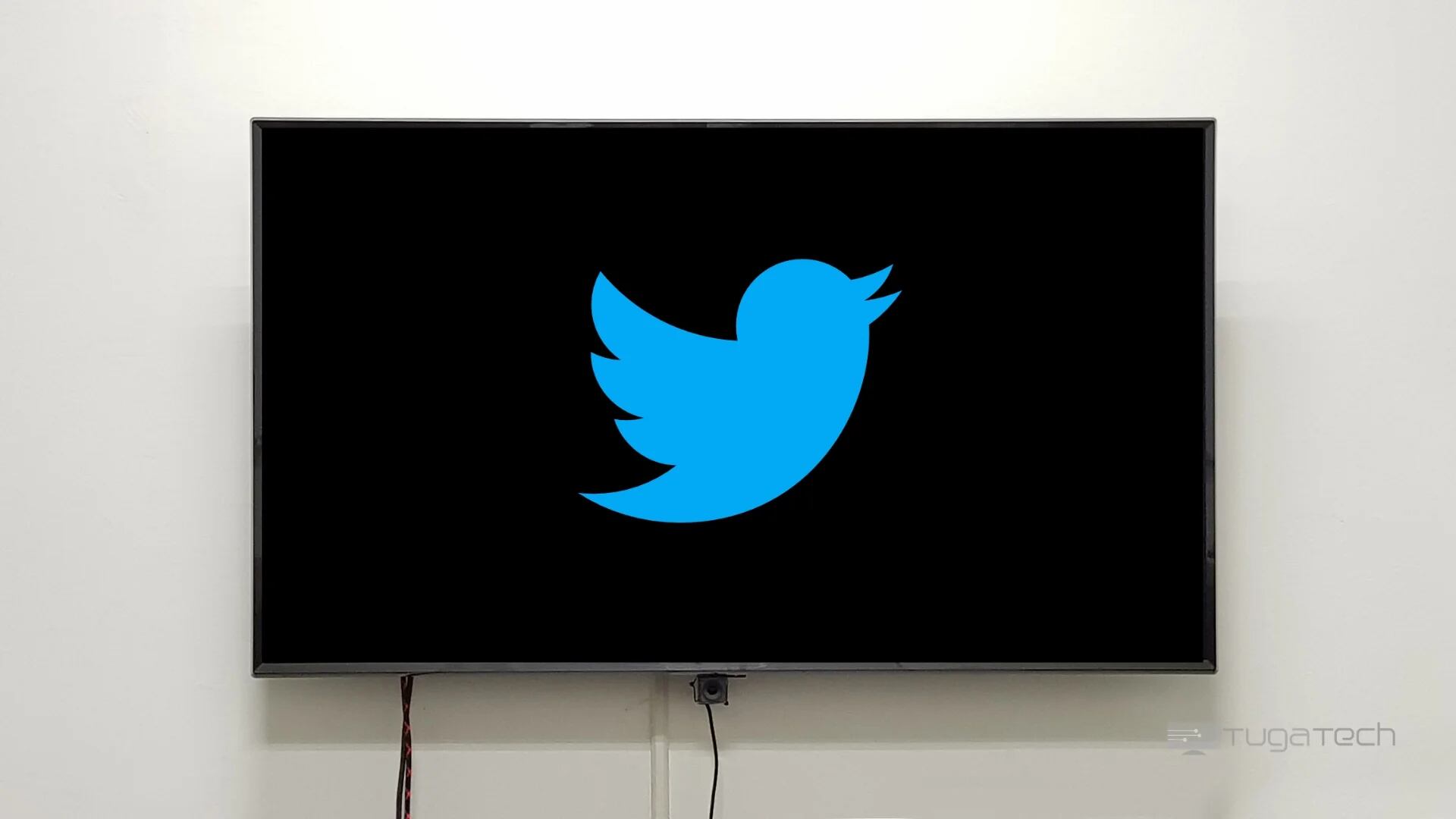 Twitter tendrá pronto su app para Smart TV. Elon Musk da el gran anuncio pero nos cuestionamos qué tan útil será.
