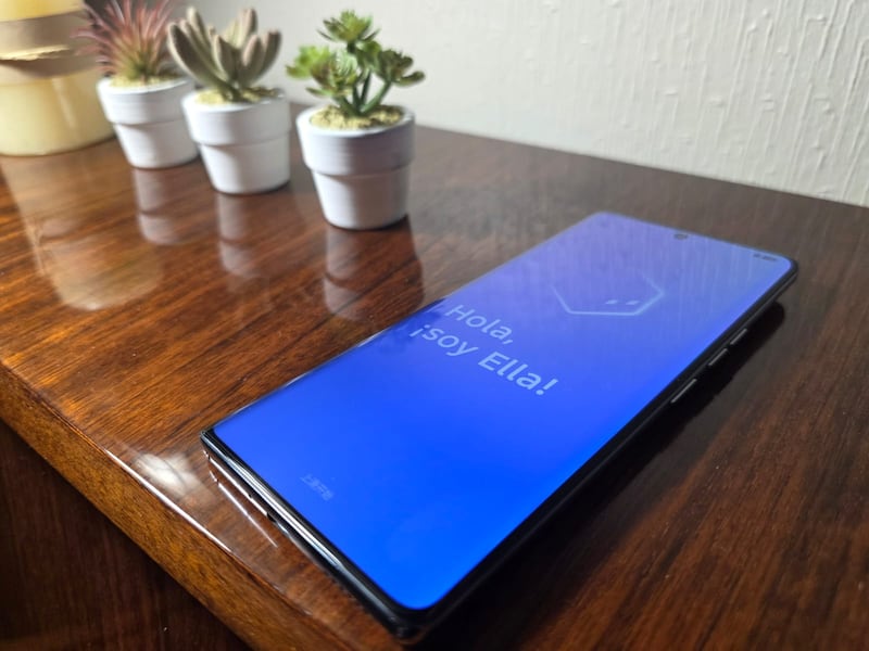 Tecno - Camo 4o Pro - FW/C.Rehbein