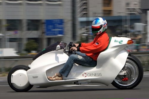 Japón tiene este prototipo de moto con levitación magnética de hace 18 años que pasó desapercibida para todos