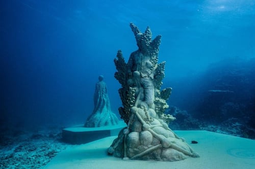 Esculturas submarinas rinden homenaje a los científicos
