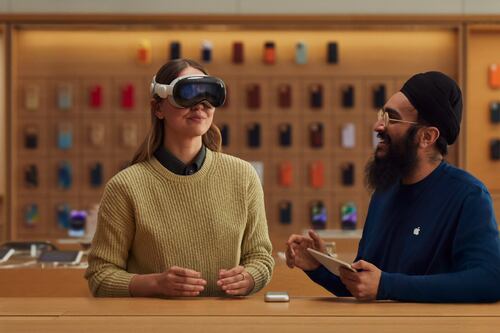 Apple Vision Pro 2025 tendría una mejor pantalla fabricada por Samsung