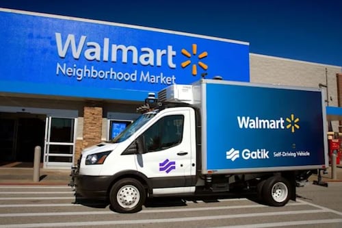 Walmart está utilizando camiones sin conductor para entregas de 11 kilómetros