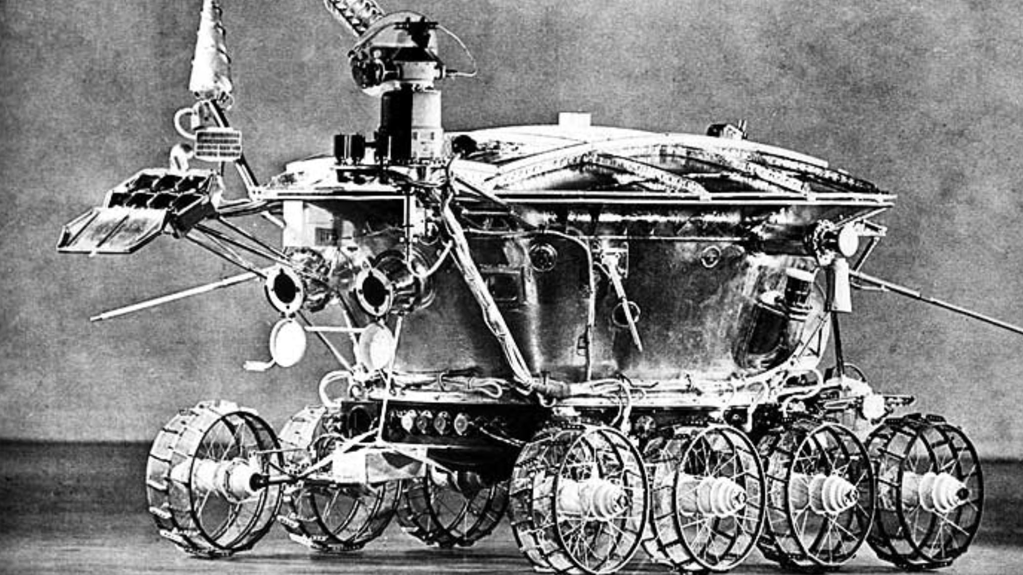 Robot soviético en la luna