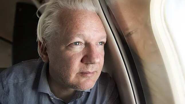 Julian Assange liberado.