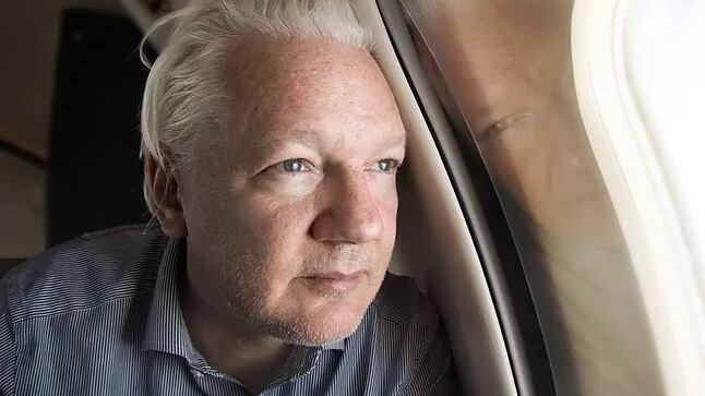Julian Assange liberado.