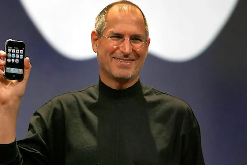 Um passo mais perto do iPhone ideal: o sonho de Steve Jobs pode se tornar realidade em breve