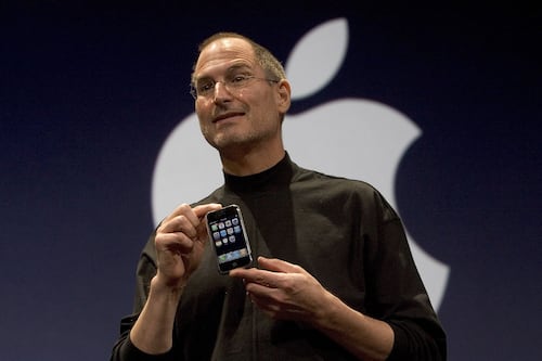 Steve Jobs quería que el iPhone fuera un celular común más que un smartphone