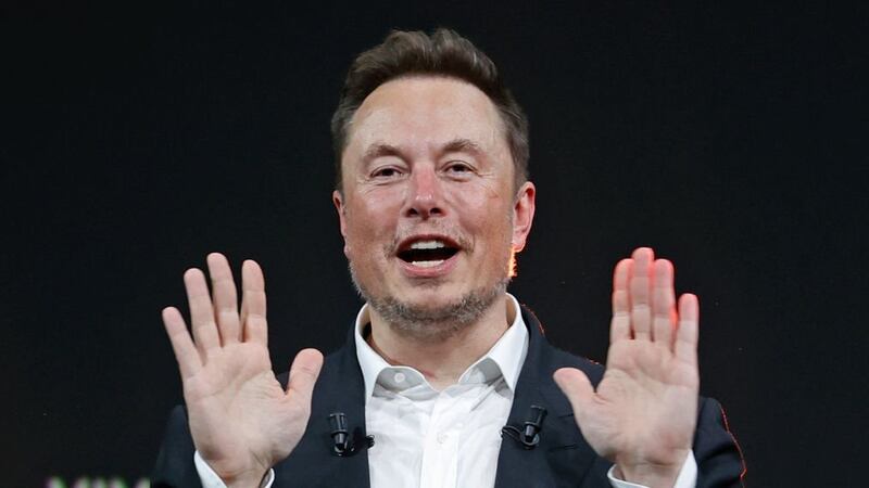 Elon Musk recula y Tesla confirma que el Model 2 sigue vivo: cómo será su coche barato