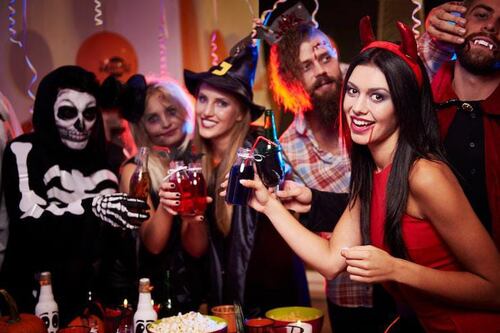 Halloween Geek: Panoramas y recomendaciones de la IA e Internet para Millennials