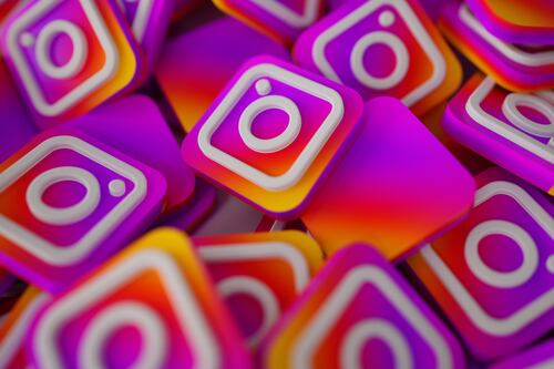 Peek: La nueva función de Instagram para compartir fotos que sólo se ven una vez
