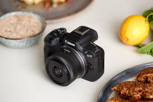 REVIEW | Canon EOS 550: poder compacto, pensado para creadores de contenido