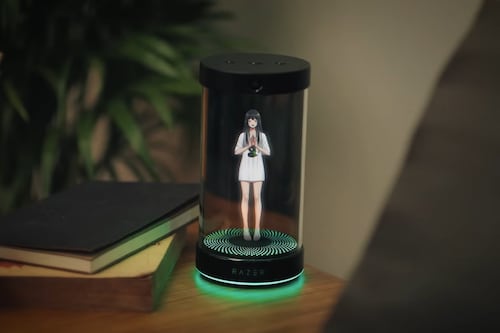 Una Waifu real: Esta sería la asistente de IA con forma física holográfica que llegaría en 2026