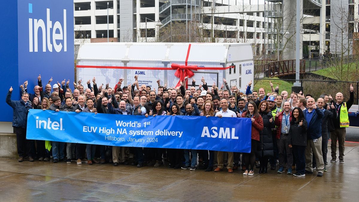 Intel Receives ASML’s First High NA EUV system