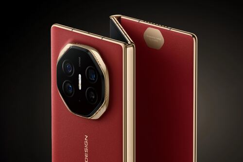 Así es el primer móvil plegable doble: Huawei Mate XT Ultimate Design