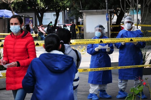 Comienza a descender ola de contagios por ómicron en toda Latinoamérica: OPS