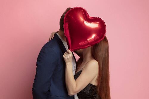 Fraude del Amor 2.0: Cómo el Deepfake rompió corazones (y cuentas bancarias) este 14 de febrero