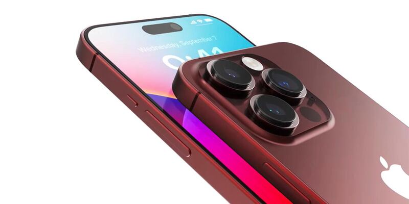 Reportes desde la línea de producción afirman que el iPhone 15 va retrasado en su calendario de producción por un problema con las pantallas de LG.