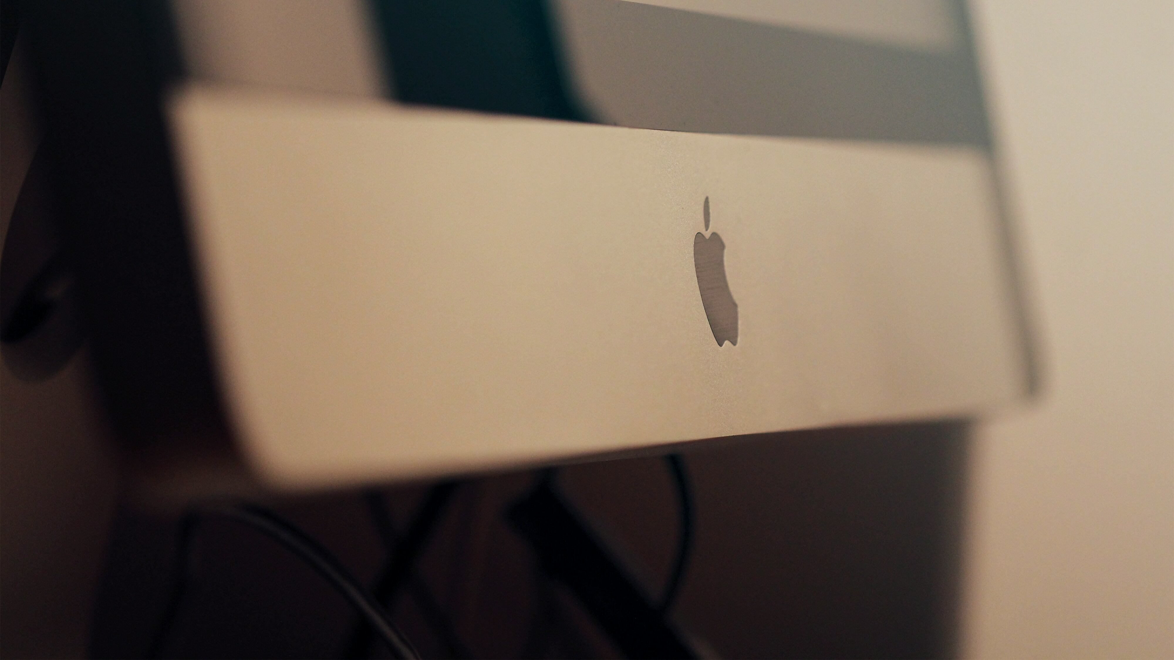 El cifrado de las conversaciones es una medida crucial para proteger la información del usuario.