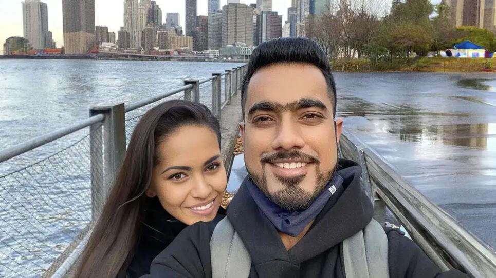 El fotógrafo Unmesh Dinda, de PiXimperfect relata cómo usó la Inteligencia Artificial de DALL-E para crearse una novia virtual que apaciguara a su familia.