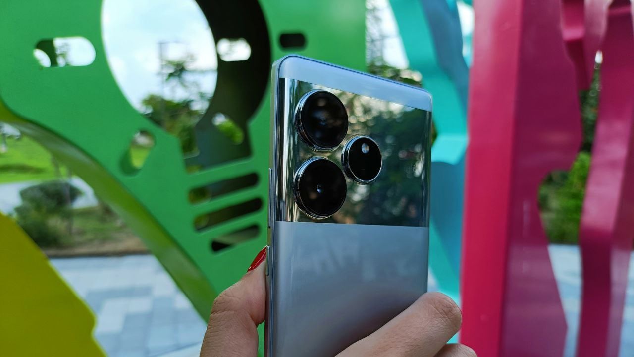 Llevamos al realme GT6 a la playa de Punta Mita y nos voló la cabeza. Cámara brutal, veloz para juegos, se siente premium a ratos pero...