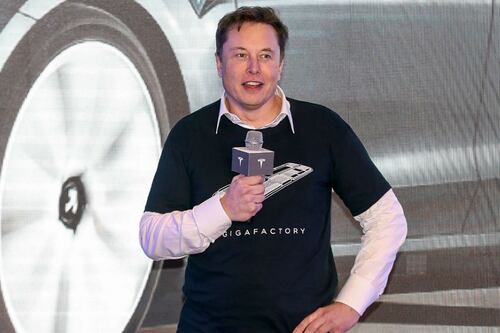 Elon Musk anunció todo esto en su Battery Day y perdió una millonada