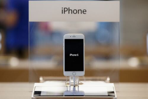 ¿Por qué nunca vio la luz el AirPower, el producto de Apple que podía cargar tres dispositivos simultáneamente?