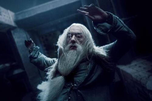 Harry Potter pierde por segunda vez a Albus Dumbledore: ya fallecieron dos actores que interpretaron al poderoso hechicero