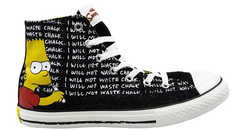 Zapatillas de Converse sobre Los Simpson.