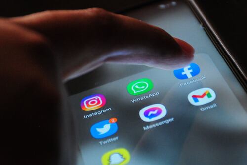 Buscan crear entornos seguros para menores de edad en internet