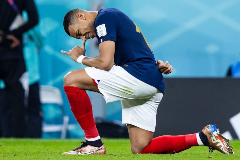 Kylian Mbappé con sus Nike Air Zoom Mercurial Superfly 9