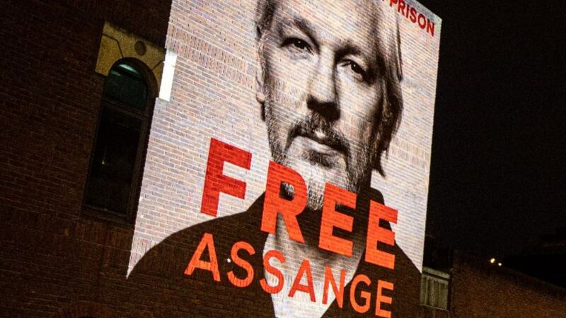 CrowdFunder “Free Julian Assange”: Solicitan donaciones para financiar vuelo a la libertad valorado en casi 10 mdp