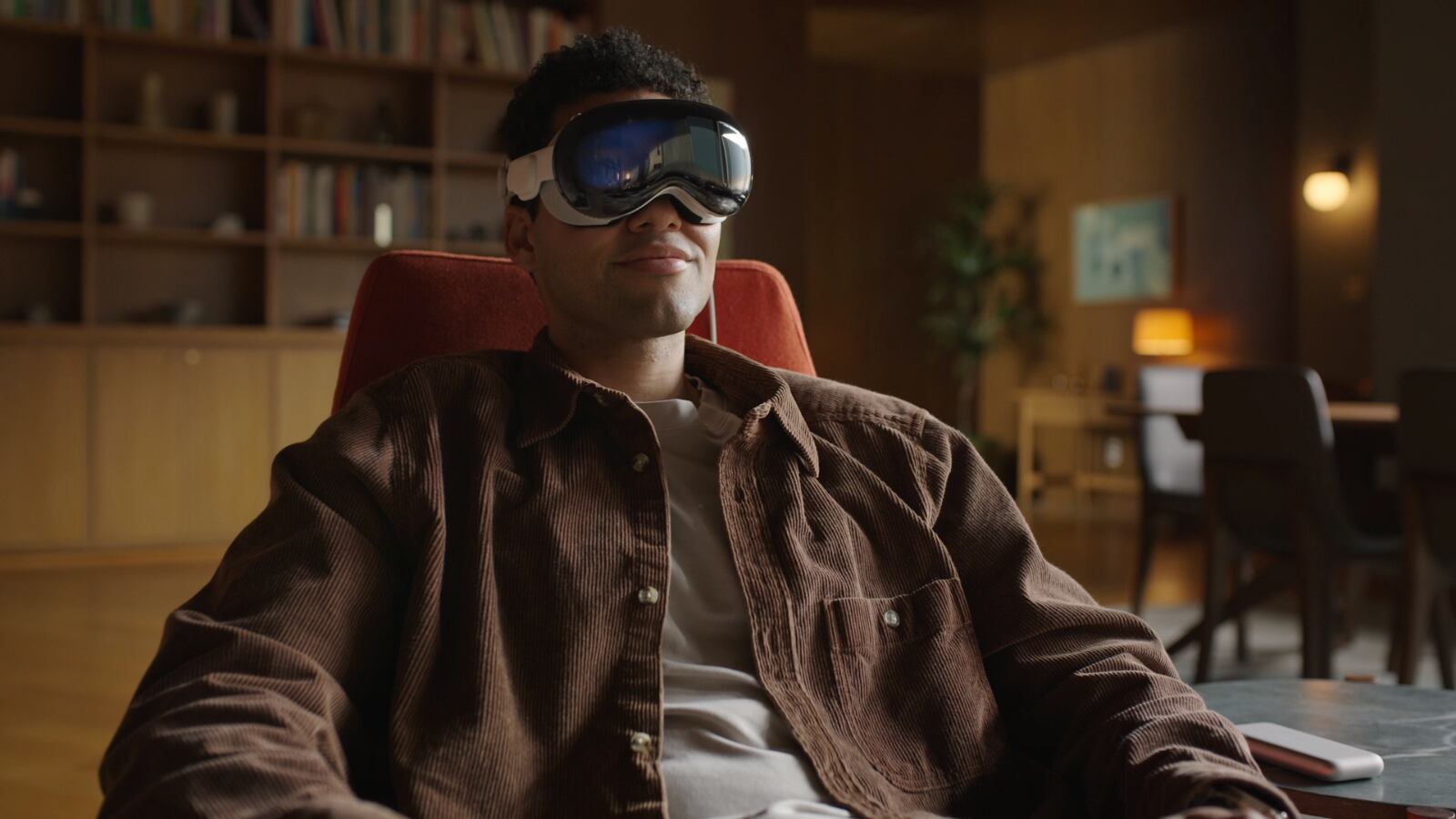 El visor de Realidad Mixta de Apple, el Vision Pro, finalmente es presentado en el WWDC23. Conoce todos los detalles oficiales.