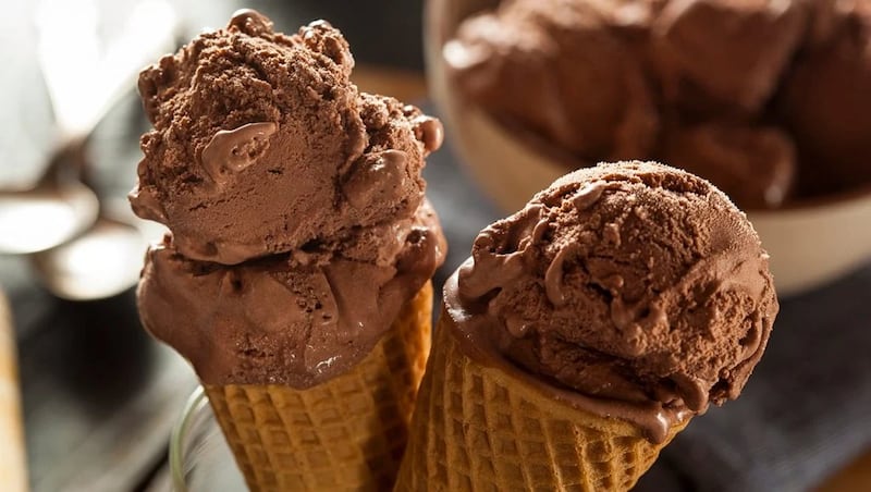 El helado de chocolate es uno de los favoritos de todos