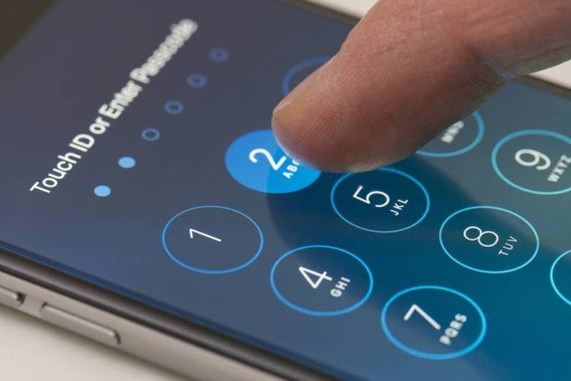 Se descubre una brecha de seguridad iOS que da acceso a tu equipo sin  necesidad de contraseñas
