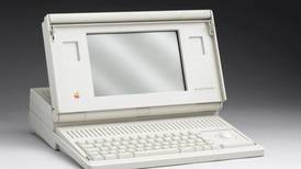 Apple Macintosh Portable, el fracasado trampolín de la marca hacia las portátiles que cumple 33 años