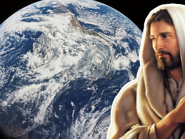 Ciencia y cristianismo pueden ir de la mano sin contradecirse, explica un astronauta de la NASA