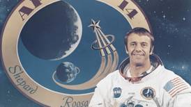 Alan Shepard, el astronauta de la NASA que jugó golf en la Luna